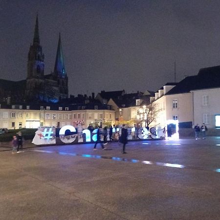 L'Eden De Chartres Leilighet Eksteriør bilde